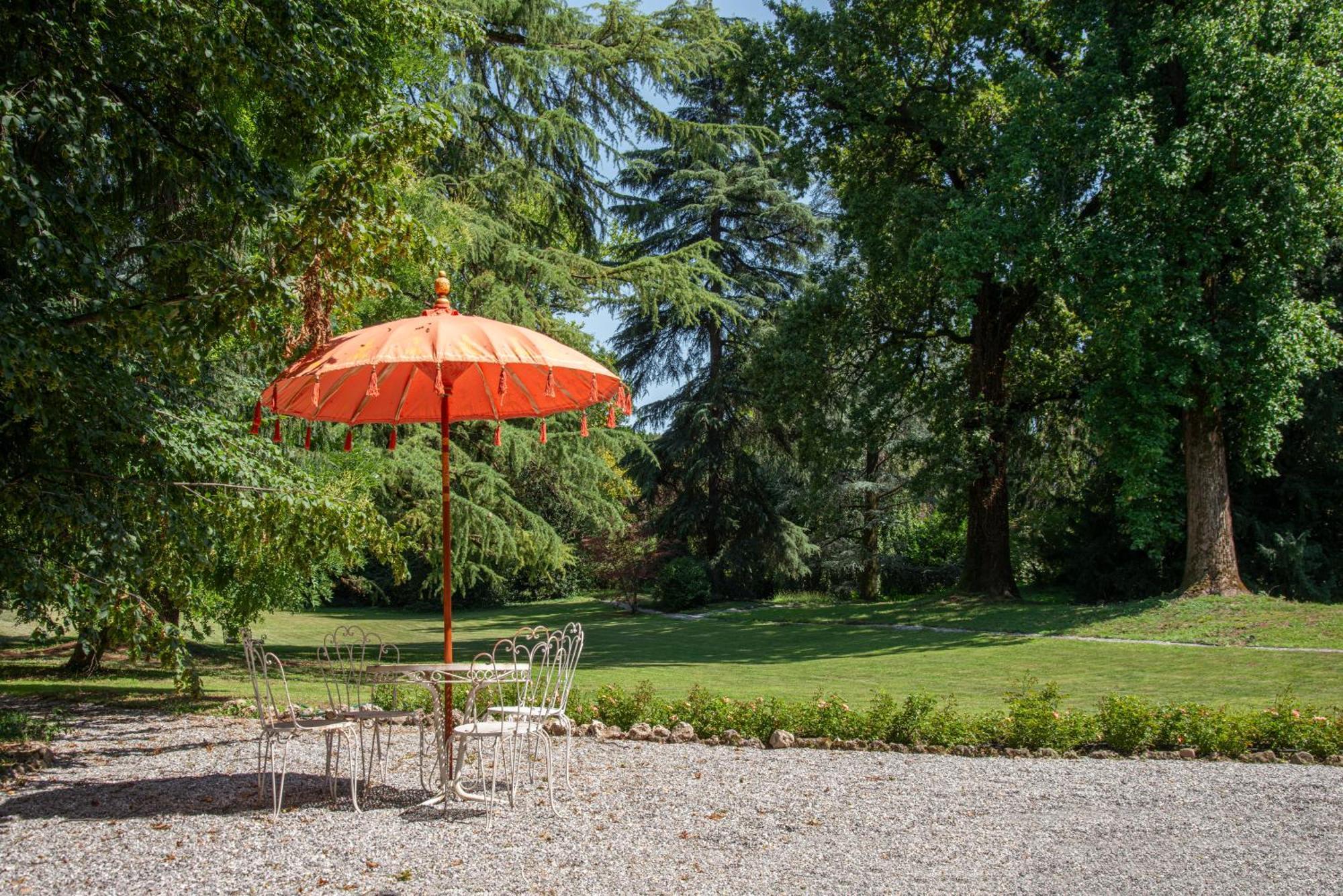 Villa Galimberti Maison De Charme Osnago Kültér fotó
